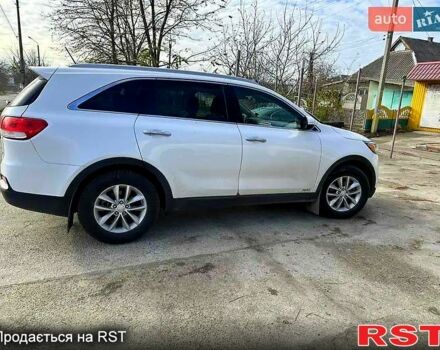Белый Киа Соренто, объемом двигателя 2.4 л и пробегом 110 тыс. км за 12500 $, фото 1 на Automoto.ua
