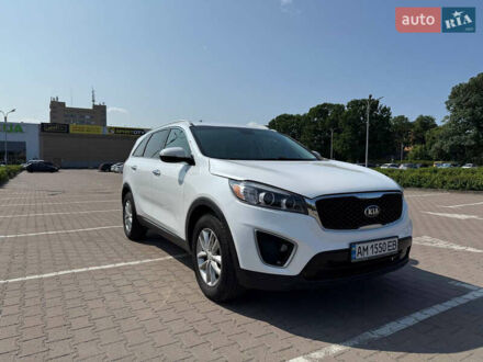 Киа Соренто 2015 в Житомире на Automoto.ua Белый Киа Соренто, объемом двигателя 2.35 л и пробегом 160 тыс. км за 14200 $, фото 1 на Automoto.ua