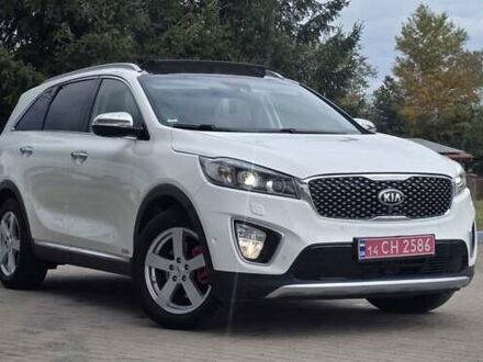 Киа Соренто 2016 в Стрые на Automoto.ua Белый Киа Соренто, объемом двигателя 2.2 л и пробегом 126 тыс. км за 23600 $, фото 1 на Automoto.ua