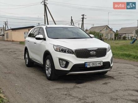 Киа Соренто 2016 в Пятихатках на Automoto.ua Белый Киа Соренто, объемом двигателя 2.2 л и пробегом 130 тыс. км за 25500 $, фото 1 на Automoto.ua