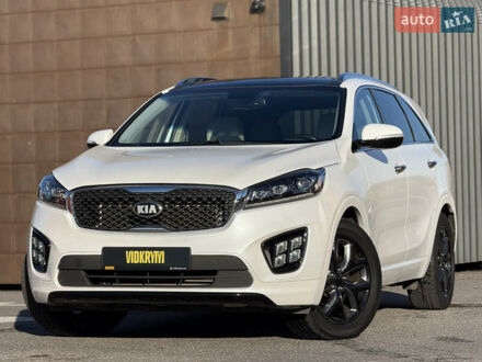 Киа Соренто 2017 в Киеве на Automoto.ua Белый Киа Соренто, объемом двигателя 3.3 л и пробегом 117 тыс. км за 18950 $, фото 1 на Automoto.ua