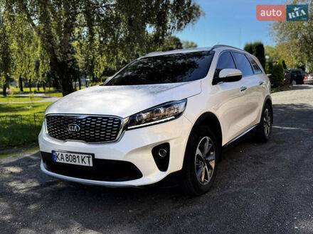 Белый Киа Соренто, объемом двигателя 2 л и пробегом 133 тыс. км за 24500 $, фото 1 на Automoto.ua