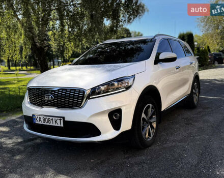 Белый Киа Соренто, объемом двигателя 2 л и пробегом 133 тыс. км за 24500 $, фото 1 на Automoto.ua
