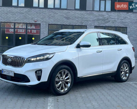 Белый Киа Соренто, объемом двигателя 2.2 л и пробегом 108 тыс. км за 26500 $, фото 1 на Automoto.ua