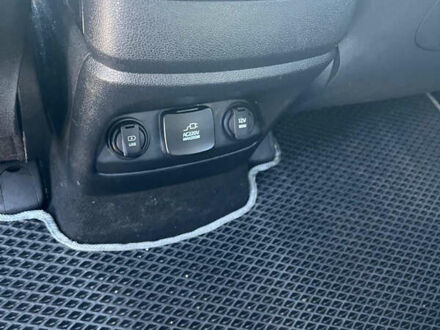 Білий Кіа Соренто, об'ємом двигуна 2.2 л та пробігом 108 тис. км за 26600 $, фото 1 на Automoto.ua