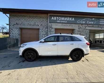 Киа Соренто 2018 в Яремче на Automoto.ua Белый Киа Соренто, объемом двигателя 2.2 л и пробегом 51 тыс. км за 33000 $, фото 1 на Automoto.ua
