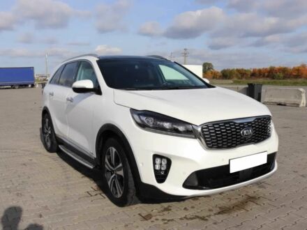 Киа Соренто 2018 в Черновцах на Automoto.ua Белый Киа Соренто, объемом двигателя 2 л и пробегом 61 тыс. км за 13800 $, фото 1 на Automoto.ua