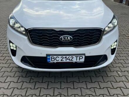 Белый Киа Соренто, объемом двигателя 2.2 л и пробегом 156 тыс. км за 27999 $, фото 1 на Automoto.ua