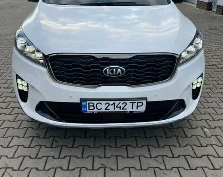 Белый Киа Соренто, объемом двигателя 2.2 л и пробегом 156 тыс. км за 27999 $, фото 1 на Automoto.ua