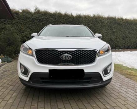 Белый Киа Соренто, объемом двигателя 2.4 л и пробегом 68 тыс. км за 12100 $, фото 1 на Automoto.ua