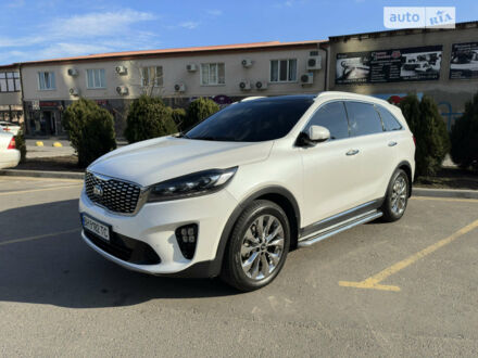 Белый Киа Соренто, объемом двигателя 2 л и пробегом 180 тыс. км за 23500 $, фото 1 на Automoto.ua