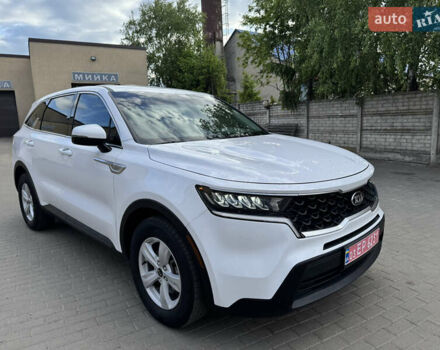 Белый Киа Соренто, объемом двигателя 2.5 л и пробегом 259 тыс. км за 19500 $, фото 1 на Automoto.ua