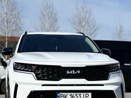 Киа Соренто 2022 в Ровно на Automoto.ua Белый Киа Соренто, объемом двигателя 2.5 л и пробегом 48 тыс. км за 27500 $, фото 1 на Automoto.ua