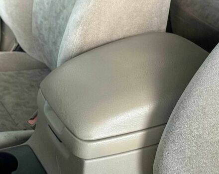 Киа Соренто 2003 в Одессе на Automoto.ua Бежевый Киа Соренто, объемом двигателя 3.5 л и пробегом 171 тыс. км за 4590 $, фото 11 на Automoto.ua