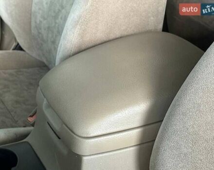 Бежевый Киа Соренто, объемом двигателя 3.5 л и пробегом 171 тыс. км за 4990 $, фото 11 на Automoto.ua