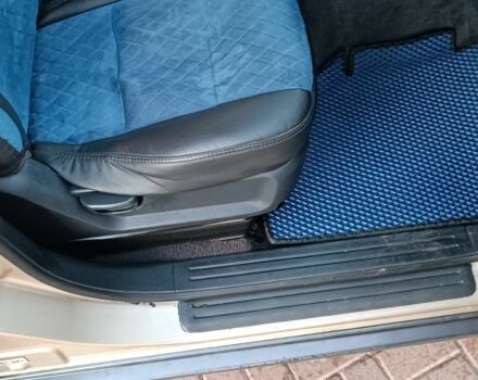 Кіа Соренто 2009 у Белой Церкве на Automoto.ua Бежевий Кіа Соренто, об'ємом двигуна 2.5 л та пробігом 350 тис. км за 8500 $, фото 11 на Automoto.ua