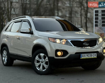 Бежевый Киа Соренто, объемом двигателя 2.4 л и пробегом 203 тыс. км за 10999 $, фото 6 на Automoto.ua