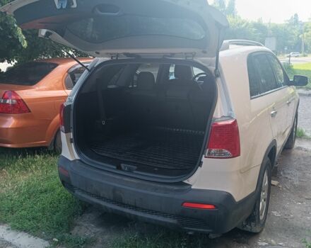 Бежевий Кіа Соренто, об'ємом двигуна 2.4 л та пробігом 286 тис. км за 8700 $, фото 20 на Automoto.ua