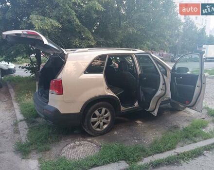 Бежевый Киа Соренто, объемом двигателя 2.36 л и пробегом 286 тыс. км за 8700 $, фото 21 на Automoto.ua