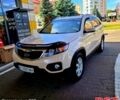 Бежевий Кіа Соренто, об'ємом двигуна 2.4 л та пробігом 260 тис. км за 10900 $, фото 1 на Automoto.ua