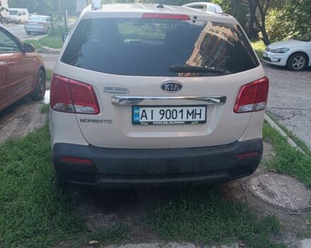 Бежевий Кіа Соренто, об'ємом двигуна 2.4 л та пробігом 286 тис. км за 8700 $, фото 1 на Automoto.ua