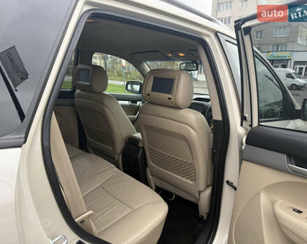 Бежевий Кіа Соренто, об'ємом двигуна 2.2 л та пробігом 269 тис. км за 11200 $, фото 17 на Automoto.ua