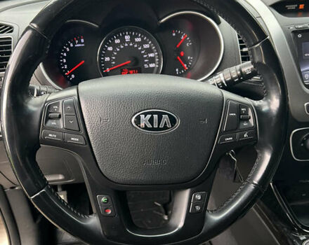 Бежевый Киа Соренто, объемом двигателя 2.36 л и пробегом 217 тыс. км за 13200 $, фото 8 на Automoto.ua