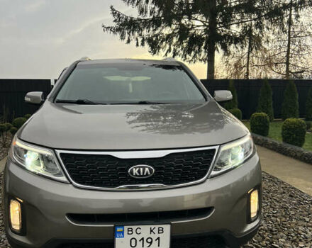 Бежевый Киа Соренто, объемом двигателя 2.36 л и пробегом 217 тыс. км за 13200 $, фото 2 на Automoto.ua