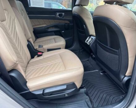 Бежевий Кіа Соренто, об'ємом двигуна 2.5 л та пробігом 21 тис. км за 18000 $, фото 12 на Automoto.ua