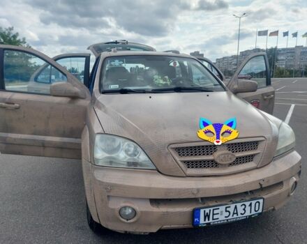 Бежевый Киа Соренто, объемом двигателя 2.5 л и пробегом 314 тыс. км за 5000 $, фото 1 на Automoto.ua