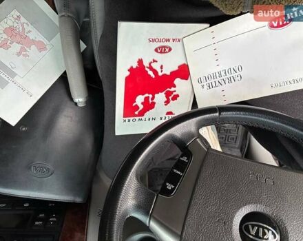 Чорний Кіа Соренто, об'ємом двигуна 2.35 л та пробігом 210 тис. км за 6500 $, фото 18 на Automoto.ua