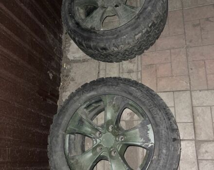 Черный Киа Соренто, объемом двигателя 2.5 л и пробегом 360 тыс. км за 3700 $, фото 10 на Automoto.ua