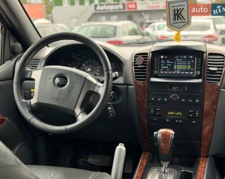 Чорний Кіа Соренто, об'ємом двигуна 2.5 л та пробігом 303 тис. км за 7490 $, фото 33 на Automoto.ua