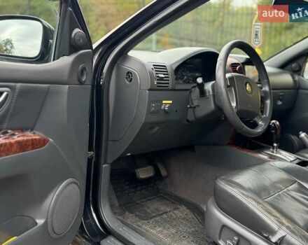 Чорний Кіа Соренто, об'ємом двигуна 2.5 л та пробігом 303 тис. км за 7490 $, фото 17 на Automoto.ua