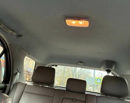 Чорний Кіа Соренто, об'ємом двигуна 2.35 л та пробігом 210 тис. км за 6500 $, фото 17 на Automoto.ua