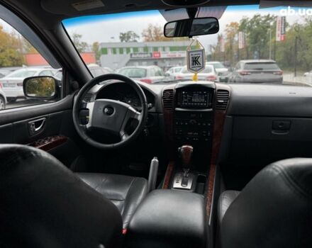 Чорний Кіа Соренто, об'ємом двигуна 2.5 л та пробігом 303 тис. км за 7490 $, фото 32 на Automoto.ua