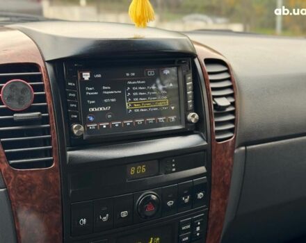 Чорний Кіа Соренто, об'ємом двигуна 2.5 л та пробігом 303 тис. км за 7490 $, фото 24 на Automoto.ua