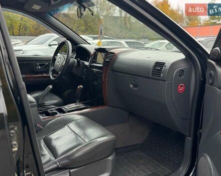 Чорний Кіа Соренто, об'ємом двигуна 2.5 л та пробігом 303 тис. км за 7490 $, фото 37 на Automoto.ua