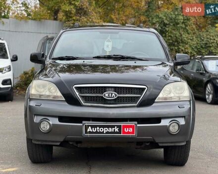 Чорний Кіа Соренто, об'ємом двигуна 2.5 л та пробігом 303 тис. км за 7490 $, фото 3 на Automoto.ua