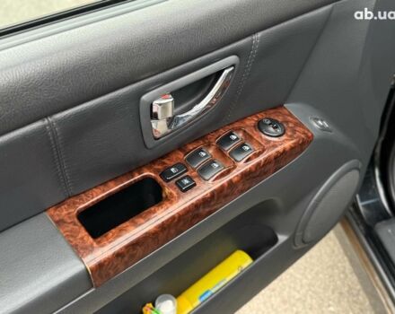 Чорний Кіа Соренто, об'ємом двигуна 2.5 л та пробігом 303 тис. км за 7490 $, фото 18 на Automoto.ua