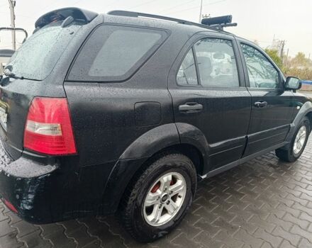 Черный Киа Соренто, объемом двигателя 3.5 л и пробегом 327 тыс. км за 3400 $, фото 13 на Automoto.ua