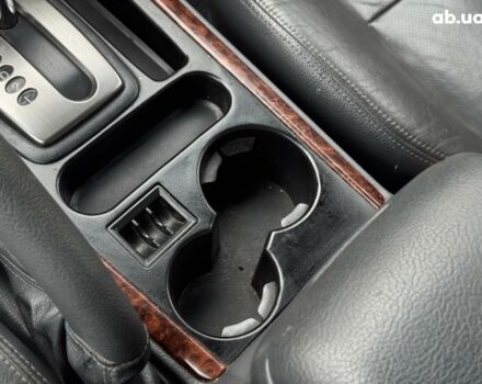 Чорний Кіа Соренто, об'ємом двигуна 2.5 л та пробігом 303 тис. км за 7490 $, фото 22 на Automoto.ua