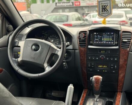 Чорний Кіа Соренто, об'ємом двигуна 2.5 л та пробігом 303 тис. км за 7490 $, фото 33 на Automoto.ua