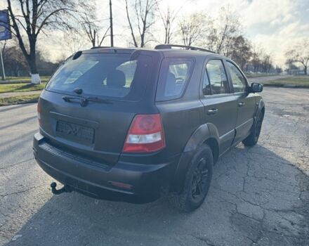 Черный Киа Соренто, объемом двигателя 2.5 л и пробегом 285 тыс. км за 3300 $, фото 4 на Automoto.ua