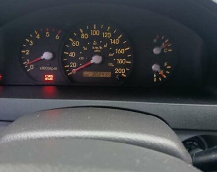 Черный Киа Соренто, объемом двигателя 2.5 л и пробегом 302 тыс. км за 6900 $, фото 3 на Automoto.ua