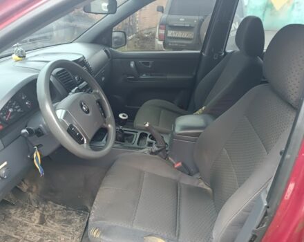 Черный Киа Соренто, объемом двигателя 2.5 л и пробегом 123 тыс. км за 2450 $, фото 6 на Automoto.ua