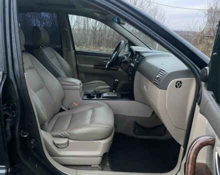 Черный Киа Соренто, объемом двигателя 2.5 л и пробегом 250 тыс. км за 4150 $, фото 13 на Automoto.ua