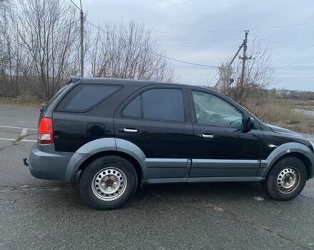 Черный Киа Соренто, объемом двигателя 2.5 л и пробегом 250 тыс. км за 4150 $, фото 7 на Automoto.ua