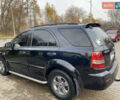 Черный Киа Соренто, объемом двигателя 2.5 л и пробегом 300 тыс. км за 7500 $, фото 4 на Automoto.ua