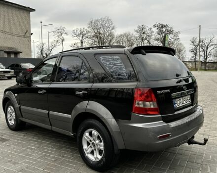 Черный Киа Соренто, объемом двигателя 2.5 л и пробегом 218 тыс. км за 4500 $, фото 6 на Automoto.ua